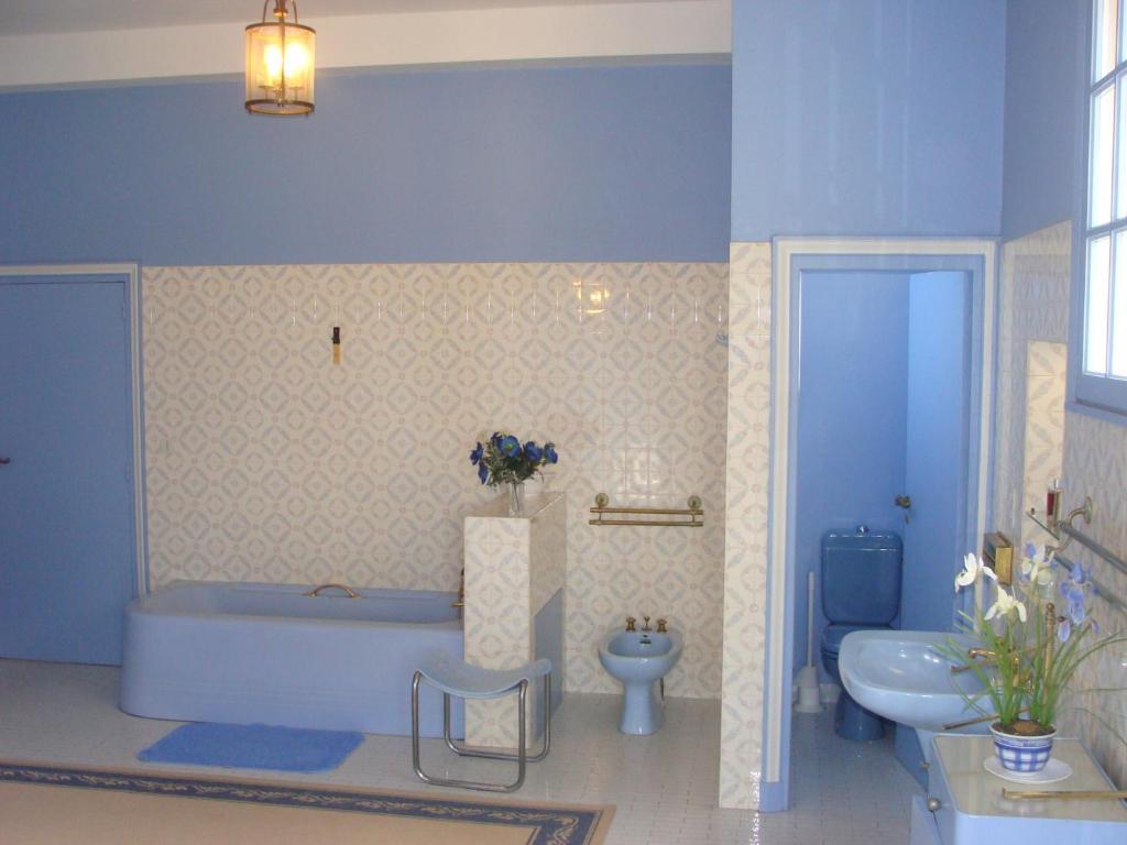 Le Chateau D'Ailly Parigny  Room photo